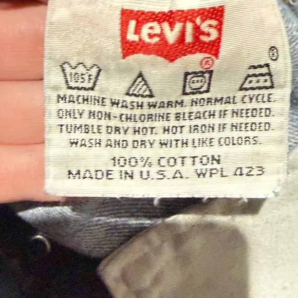 Vintage Levi’s 501 Jeans Made in USA (Mid-90s)